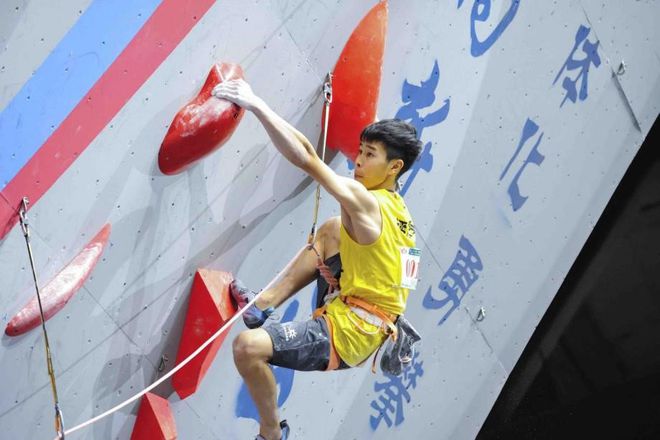 中国速度攀岩系列赛南安站举办 冠军赴学校开展指导