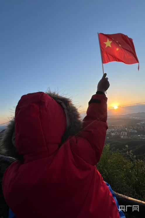 清澈的爱｜最是动人中国红