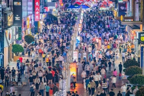 国庆“文博游”火爆 持续释放消费潜力