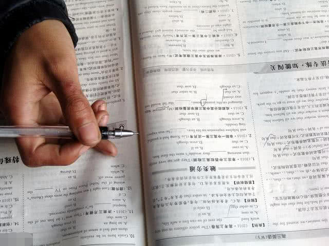 理响中国·学习问答 - 第三集：为什么说“两个结合”是我们取得成功的最大法宝