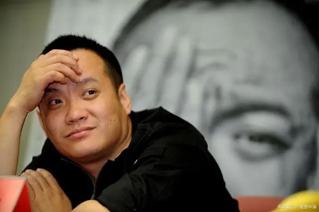 宁浩与徐磊共同解析《爆款好人》中葛优的角色如何稳固影片的核心魅力与力量