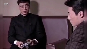 在复杂的情感纠葛中 余则成为何对翠平情有独钟的深刻分析